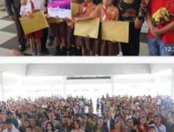 Bupati Toba Serahkan SK Penerima Dana PIP Untuk 635 Siswa