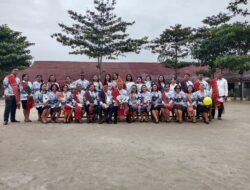 SMA Negeri 1 Uluan Semarakkan Hari Guru Nasional 2025 dengan Pemotongan Kue dan Salam Hangat