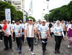 Bupati Tapanuli Utara, Dr. Jonius Taripar Parsaoran Hutabarat, S.Si., M.Si., menghadiri kegiatan Fun Walk dalam rangka peringatan Bulan Bakti Peternakan dan World Rabies Day (Hari Rabies Sedunia) 2026 yang dipusatkan di Lapangan Astaka, Medan Sport Center, Kota Medan